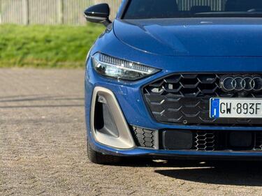 Audi A5 TDI: guarda la gallery della nuova berlina ibrida tedesca 4