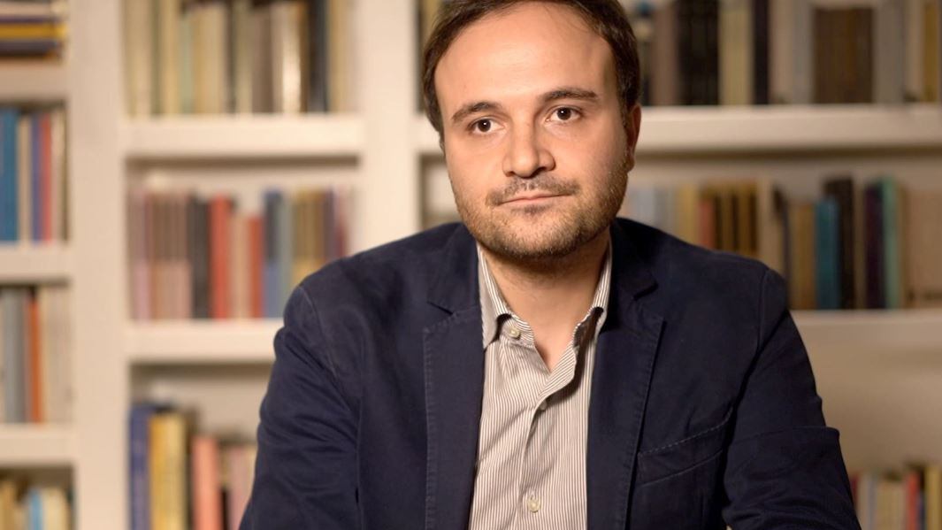Paolo Di Paolo racconta la forza di dare la vita anche in un'epoca morta