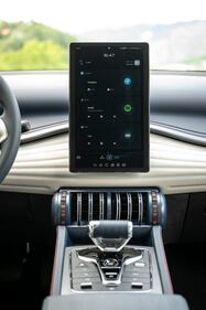 BYD Atto 3, guarda tutte le foto 20
