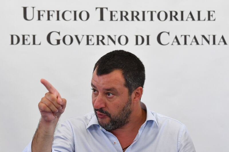 Il cara di Mineo chiude i battenti, Salvini: "Qui vince la legalità" 9