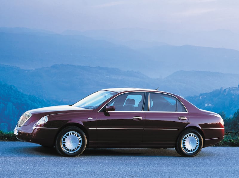 Lancia Thesis: guarda la gallery 17