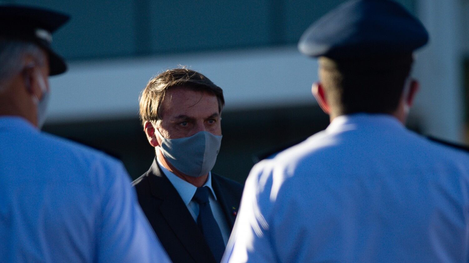 Bolsonaro è positivo al Covid: "Ma non ho già più la febbre..."