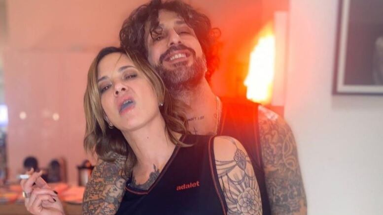Asia Argento difende Corona: "È bipolare, non un assassino. Accanimento contro di lui"