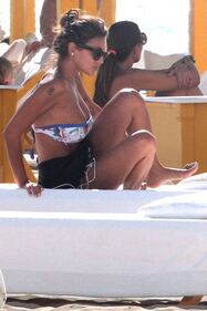 Cristina Buccino sexy pescatrice 31