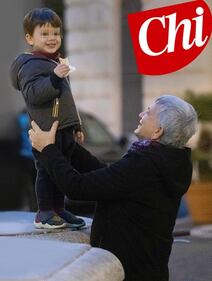 Vendola gioca con Tobia 2