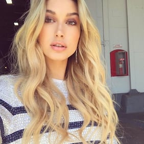 Hailey Baldwin, le immagini sexy 5