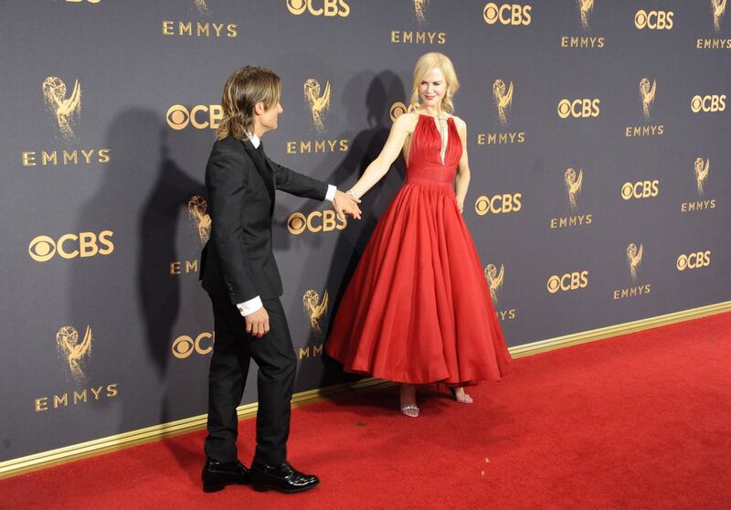 Nicole Kidman sexy in rosso agli Emmy Awards 2017 4