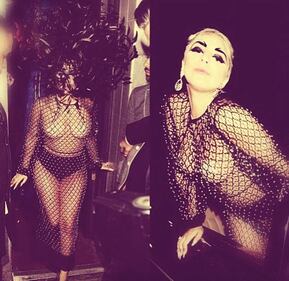 Lady Gaga in bikini su Instagram 5