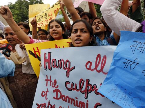 India, violentata a scuola una bambina di tre anni