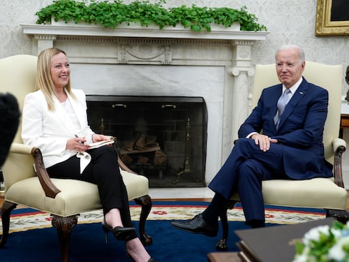 "L'Italia seria e affidabile". E Biden elogia la Meloni