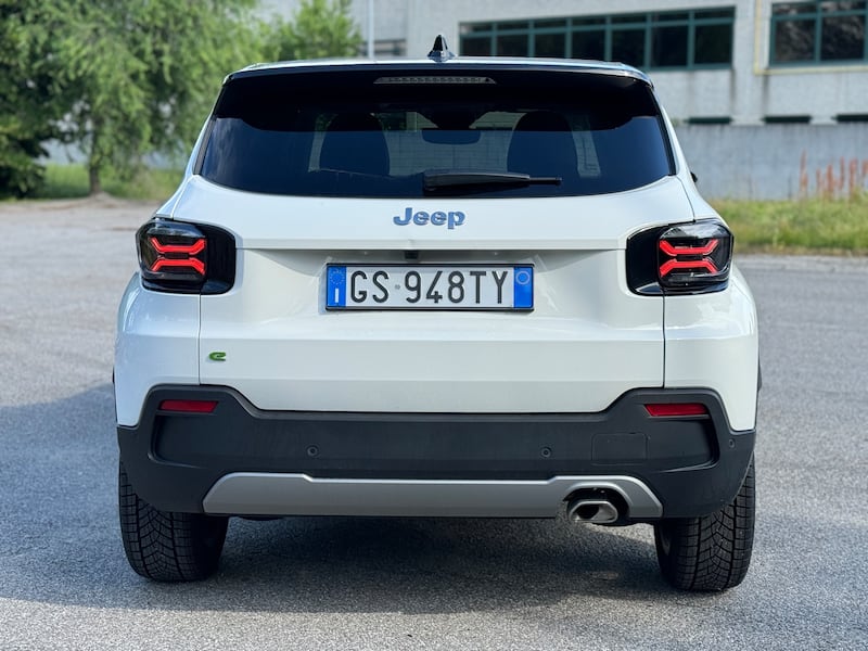 Jeep Avenger mild-hybrid: guarda la gallery del nuovo B-SUV ibrido 11