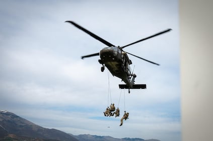 Nella base che forma le forze speciali 1