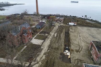 Hart Island, l'isola di New York dove verranno sepolti i morti di coronavirus 12