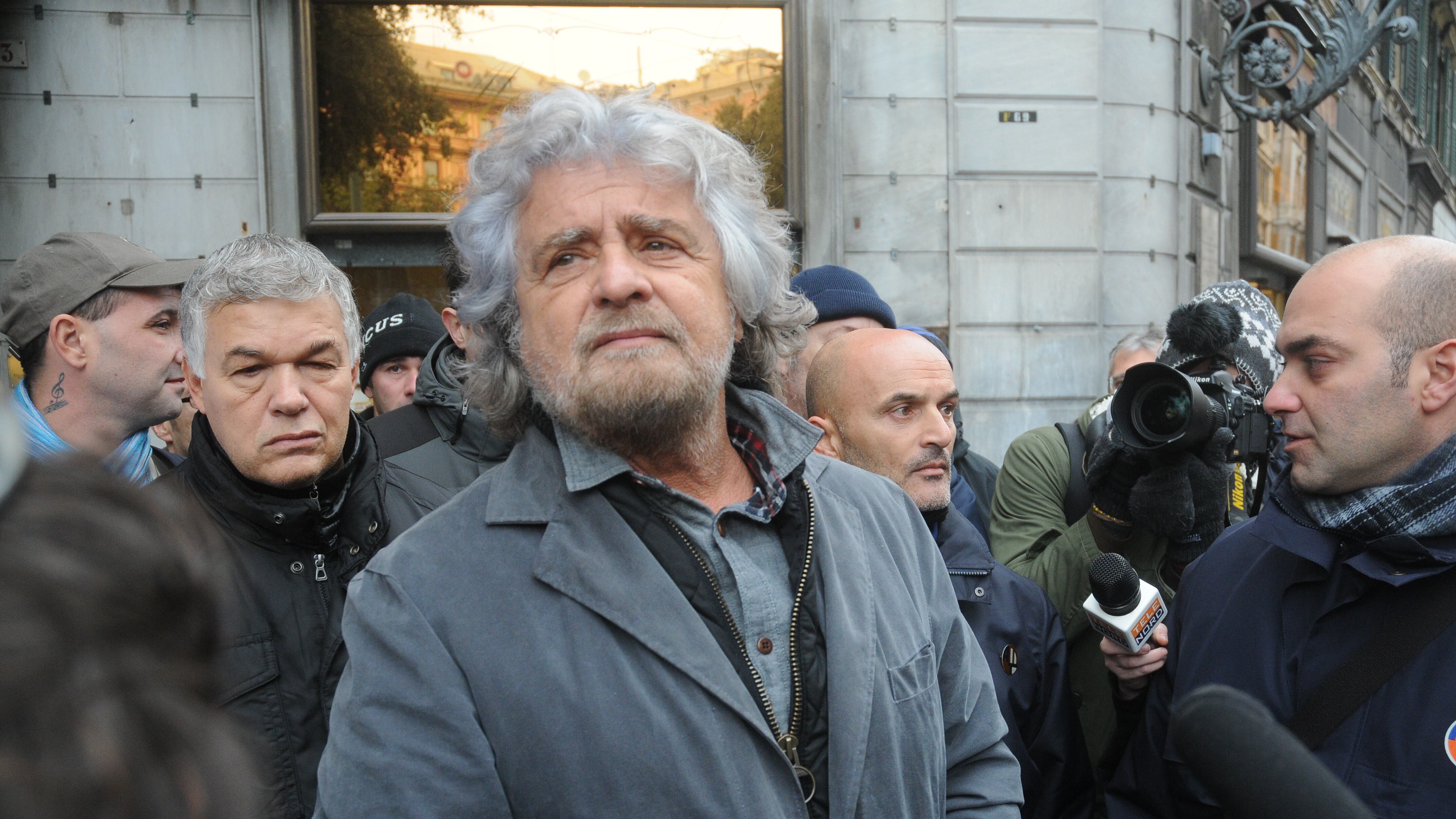 Guerra aperta Conte-Grillo. E Di Maio fa il terzo incomodo