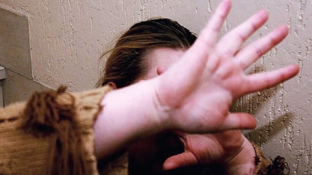 Catania, fratture e lesioni a madre e figlia: arrestato l'ex compagno