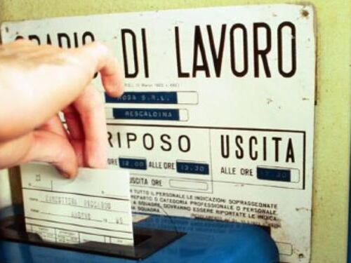Gps per controllare i dipendenti: il nuovo sistema di badge che spia i lavoratori