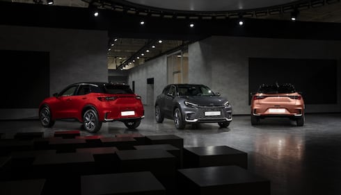 Le foto del nuovo Lexus LBX ibrido 16