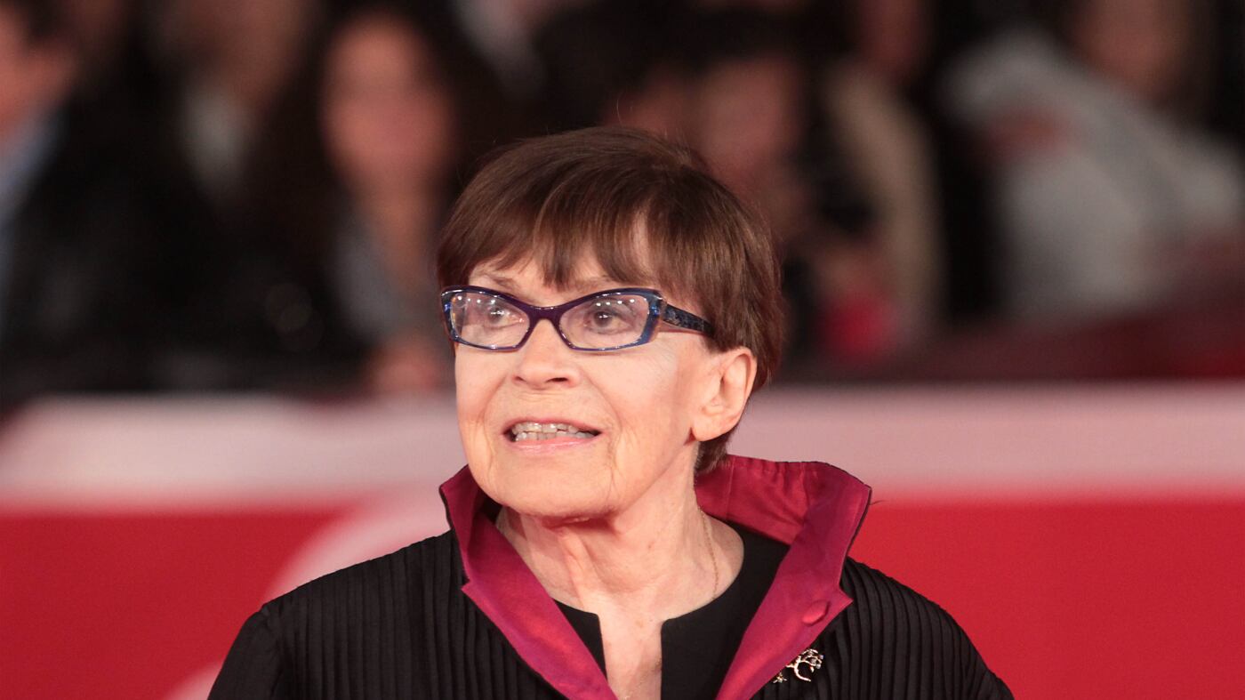 La sora Cecioni e la signorina Snob: Franca Valeri, una vita per il teatro