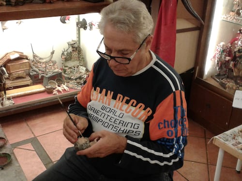 Napoli in lutto: addio a Ugo Esposito, maestro presepiale di San Gregorio Armeno
