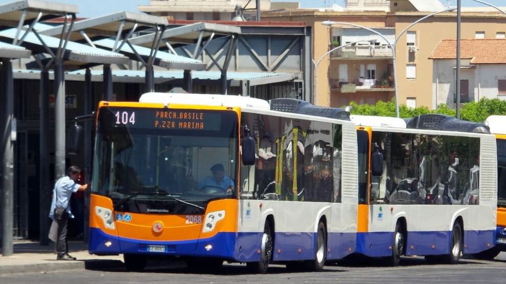 Sindaco di Genova: "Bus e metro gratis come in Estonia"