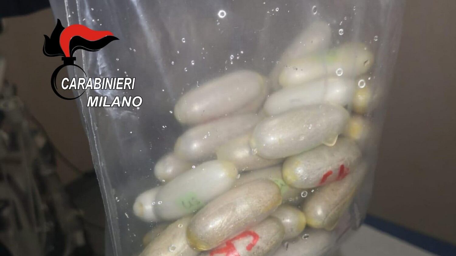 Nigeriano espulso dall'Italia. Aveva ingoiato ben 72 ovuli di cocaina