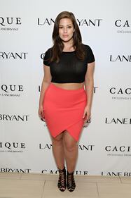 Ashley Graham topless in Messico 19