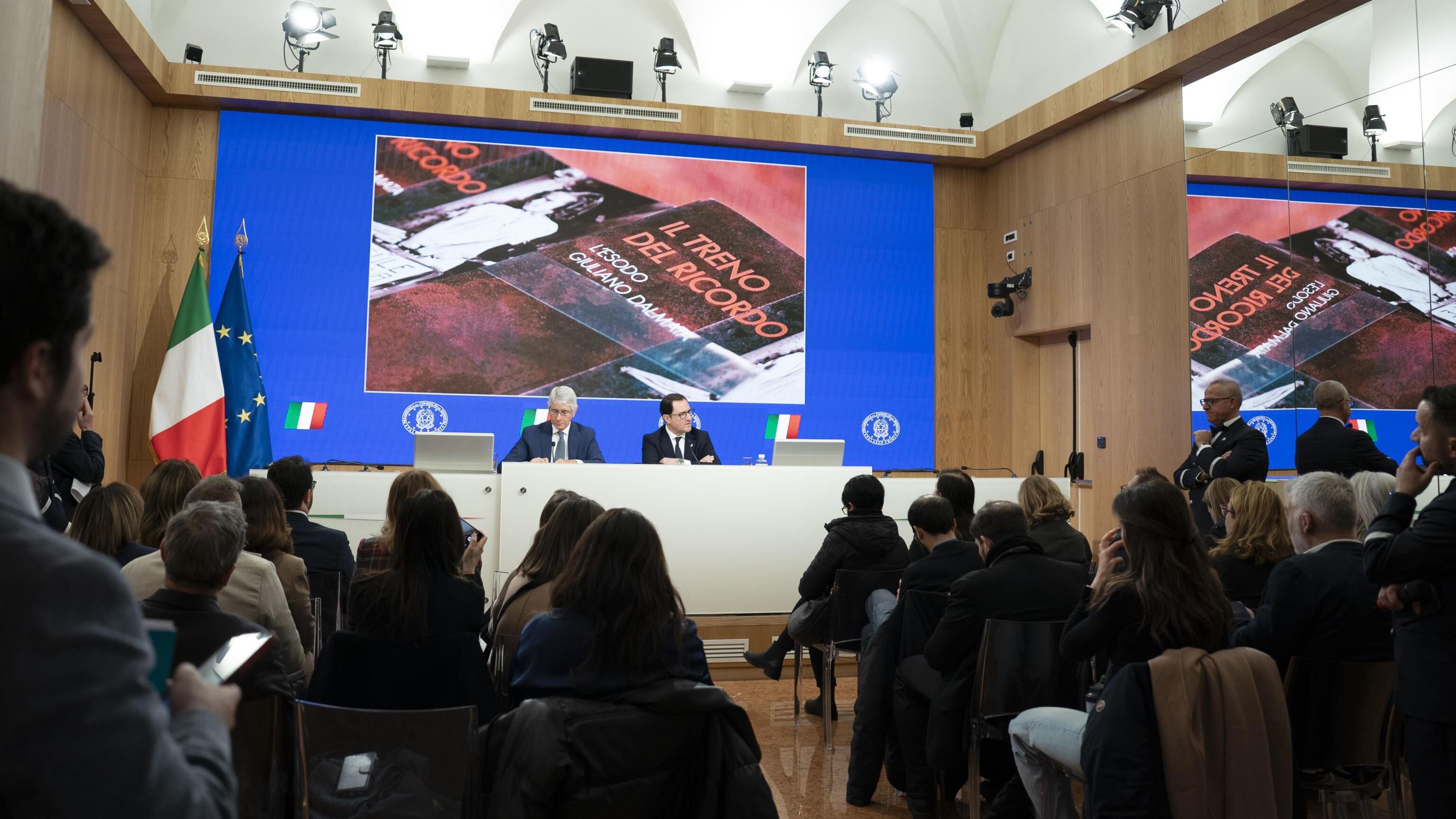 Il Treno del Ricordo viaggia lungo l'Italia: "Foibe, basta oblio"