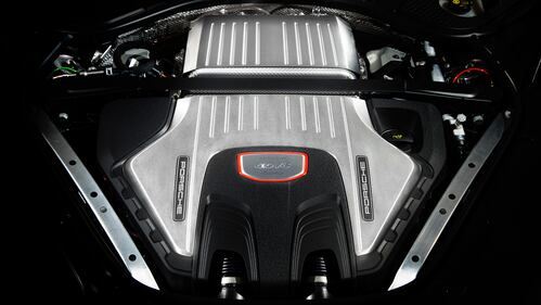 Le immagini della nuova Porsche Panamera 6