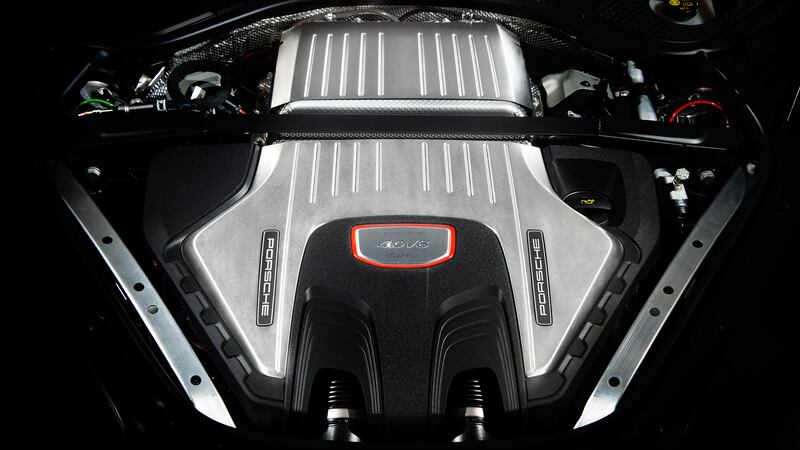 Le immagini della nuova Porsche Panamera 6