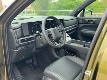 Hyundai Santa Fe 2026: guarda tutte le foto 15