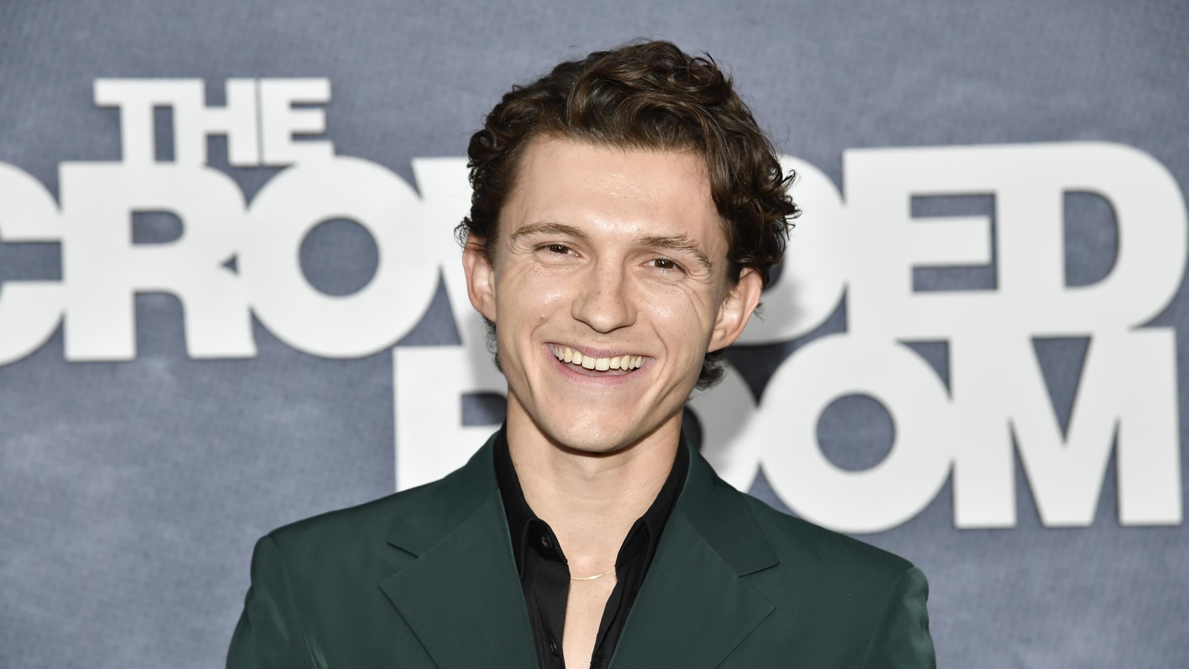 Tom Holland rivela: “Convivo con dislessia e ADHD, il gioco mi ha salvato”