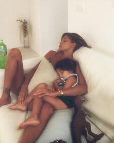 Belén in vacanza a Ibiza: le foto più belle 10