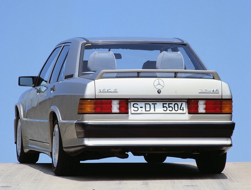 Mercedes-Benz 190E 2.3-16, guarda la gallery 3