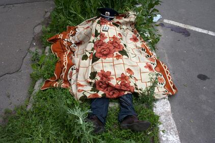 Morti e feriti negli scontri a Mariupol 4