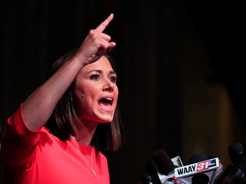 "Il suo è un incubo americano": la lezione della giovane senatrice a Joe Biden