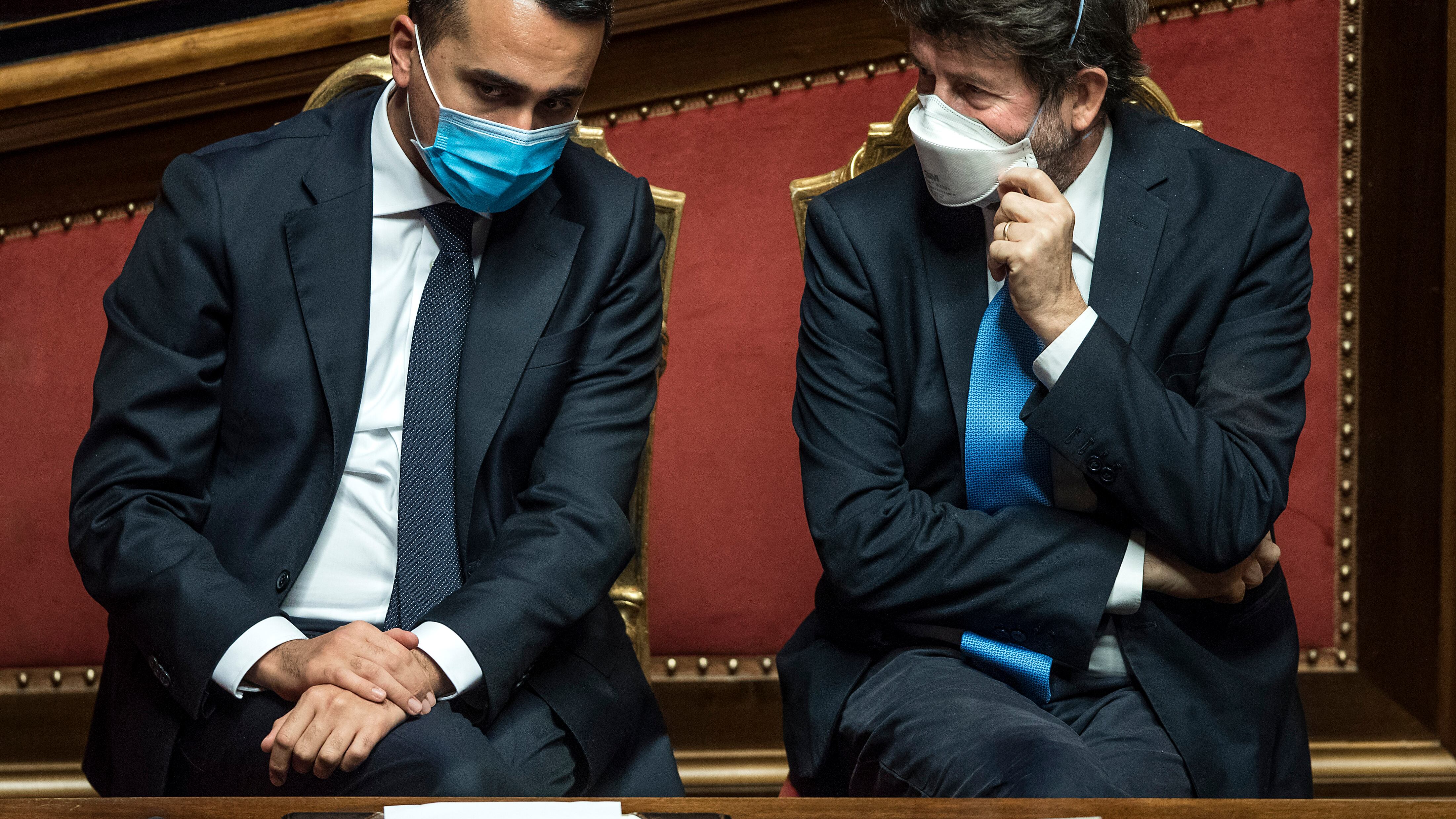 Quei due poltronisti per tutte le stagioni: Di Maio e Franceschini sempre in sella