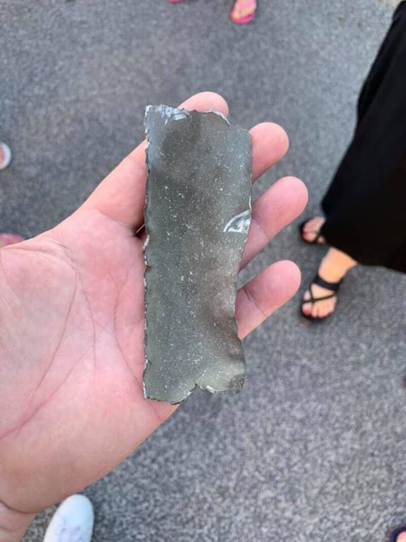 Frammenti di un Boeing 787 cadono su tetti e automobili a Fiumicino 4