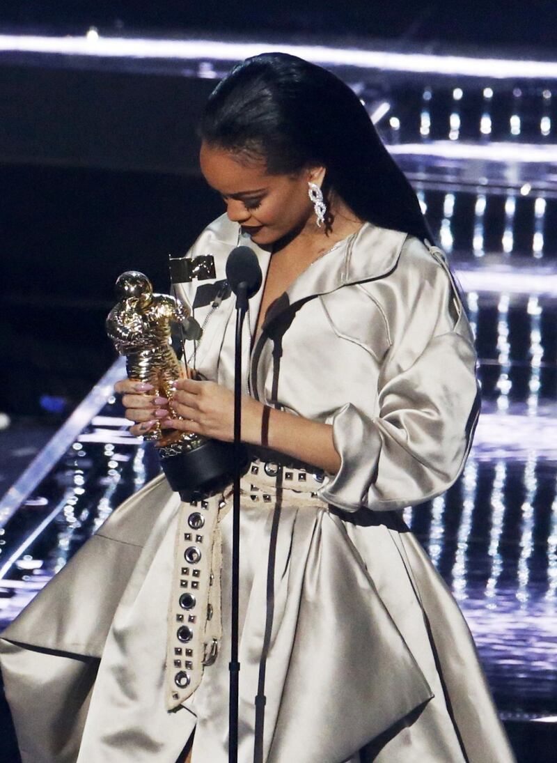 MTV VMA 2016: Drake e Rihanna, le immagini 18