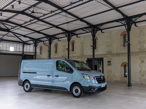 Nuovo Renault Trafic Van E-Tech Electric: tanta autonomia e capacità di carico