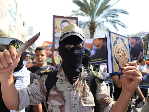 Egitto, Isis brucia vivo un cristiano copto nel Sinai