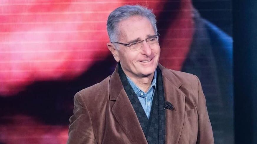 “Sonia Bruganelli? Avanti un altro”. Paolo Bonolis glissa sull'ex moglie nel salotto di Verissimo