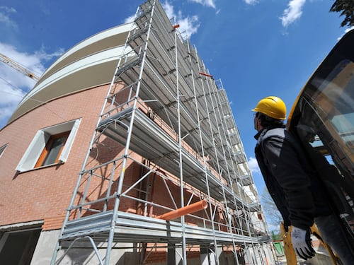 La casa non esiste nemmeno ma il Comune vuole l'Imu lo stesso