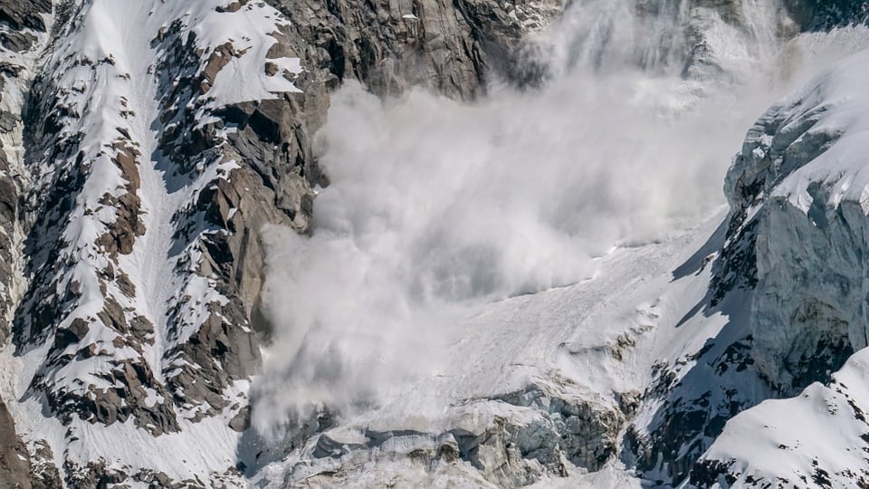 Valanga in Val Senales: 5 le persone indagate