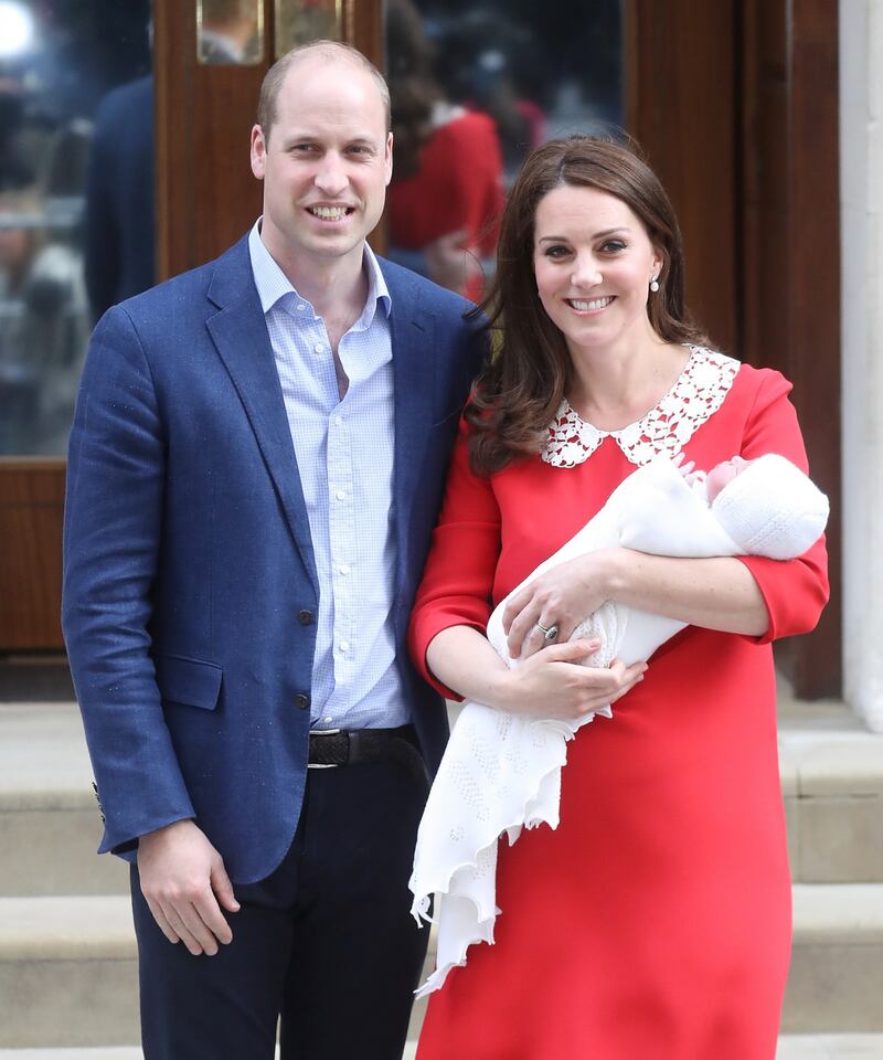 Kate Middleton raggiante dopo il parto 16