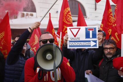 Roma, gli operai ex Ilva scendono in piazza contro Mittal 1