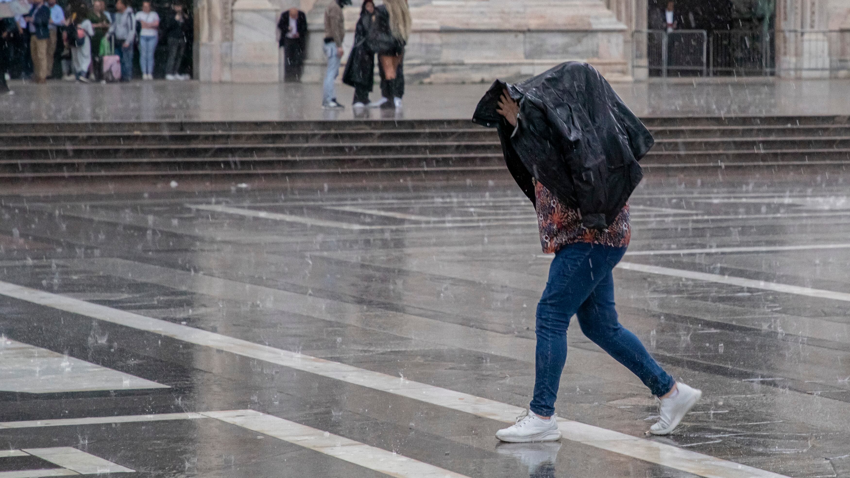 Week-end con piogge e nevicate: dove colpirà il maltempo