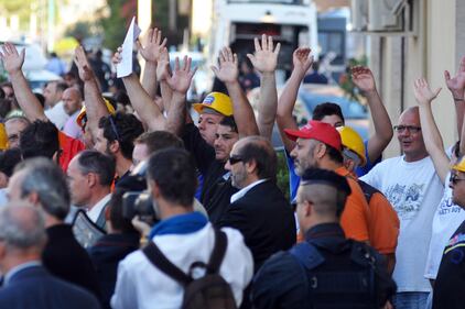 Palermo, i precari della scuola contestano Renzi 7