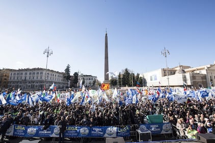 La Lega di Salvini in piazza del Popolo 1