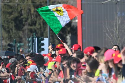 Battesimo milanese per le Ferrari 7