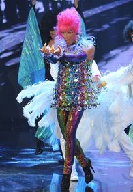 Luca Marin, da macho a drag queen 2